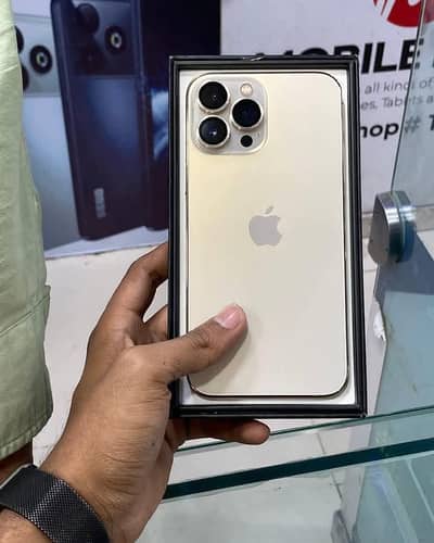 i Phone 8plus, 11,12,13,14,15 pro max on instalment Whatsap 3224144692