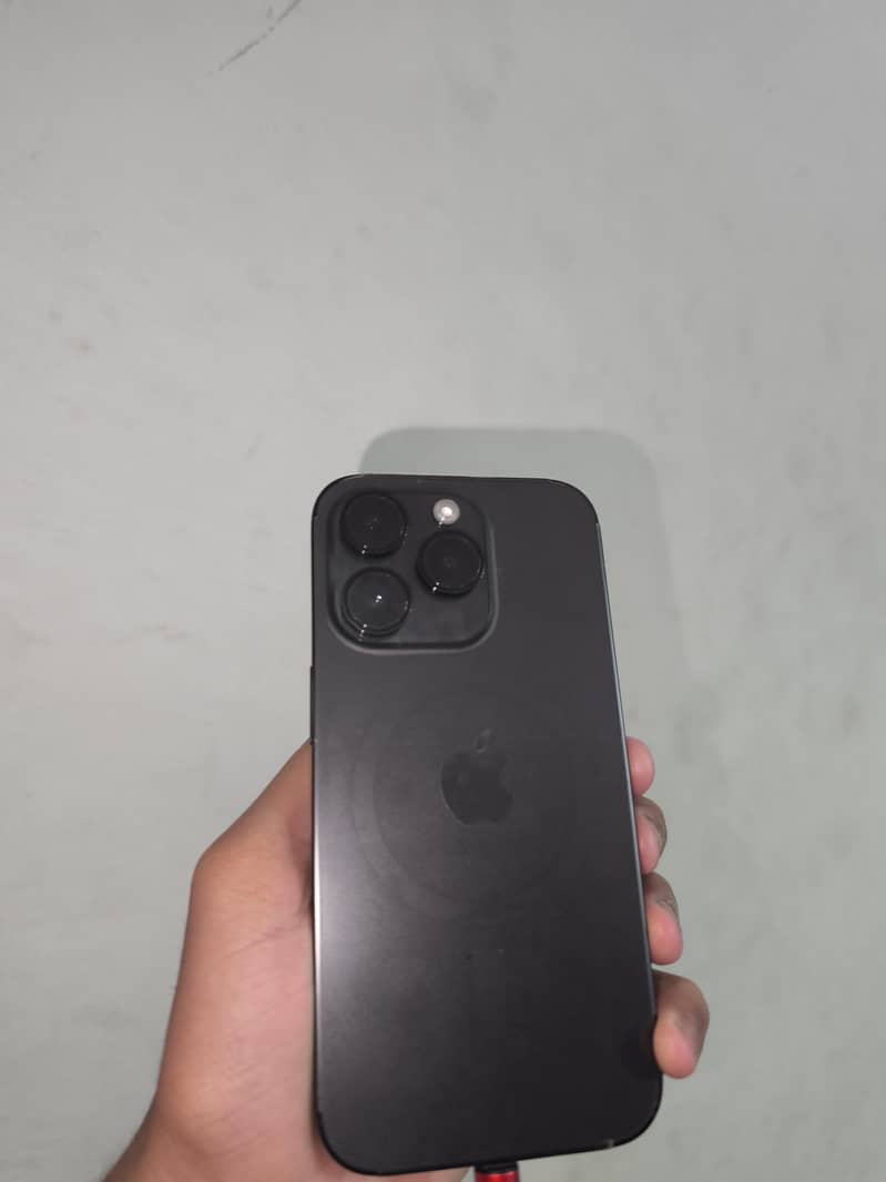 Apple iPhone 14 Pro 0