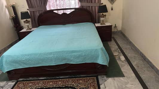 Dubl bed solewood 2 said tebal 1 mekup almari