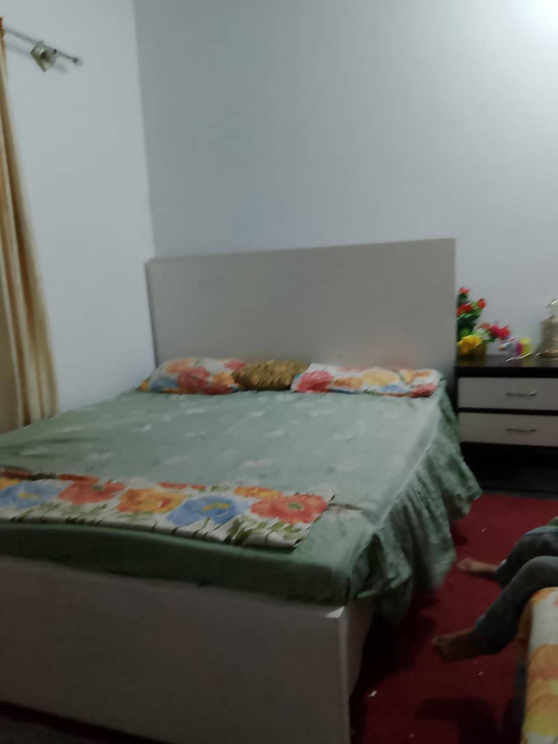king size bed 3