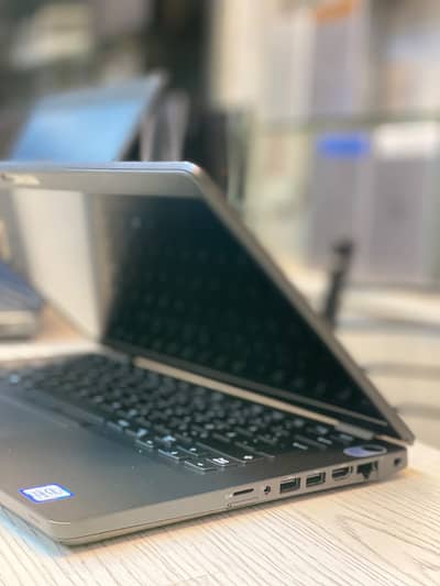 Dell latitude 5300 Core i5-8th Generation