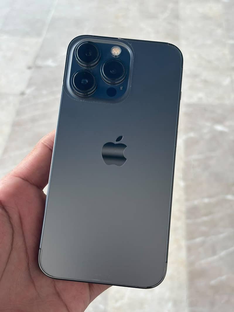 Apple iPhone 13 Pro 0