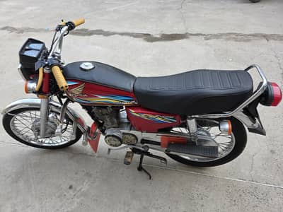 Honda CG 125 Red | Original | Non Accidental | Single Hand Use