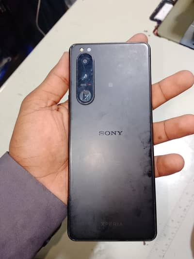 Sony Xperia X