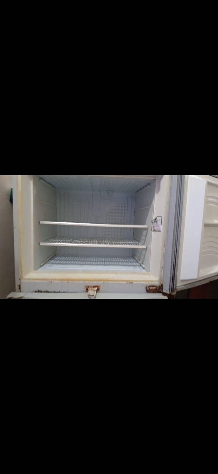 dawlance fridge 2