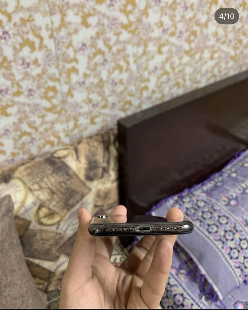 Apple iPhone X 2