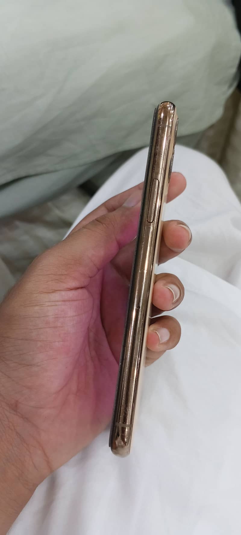Apple iPhone 11 Pro 1