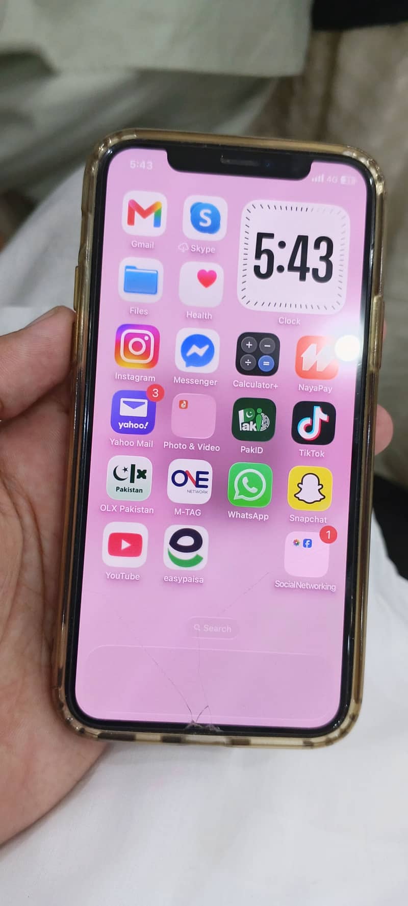 Apple iPhone 11 Pro 2