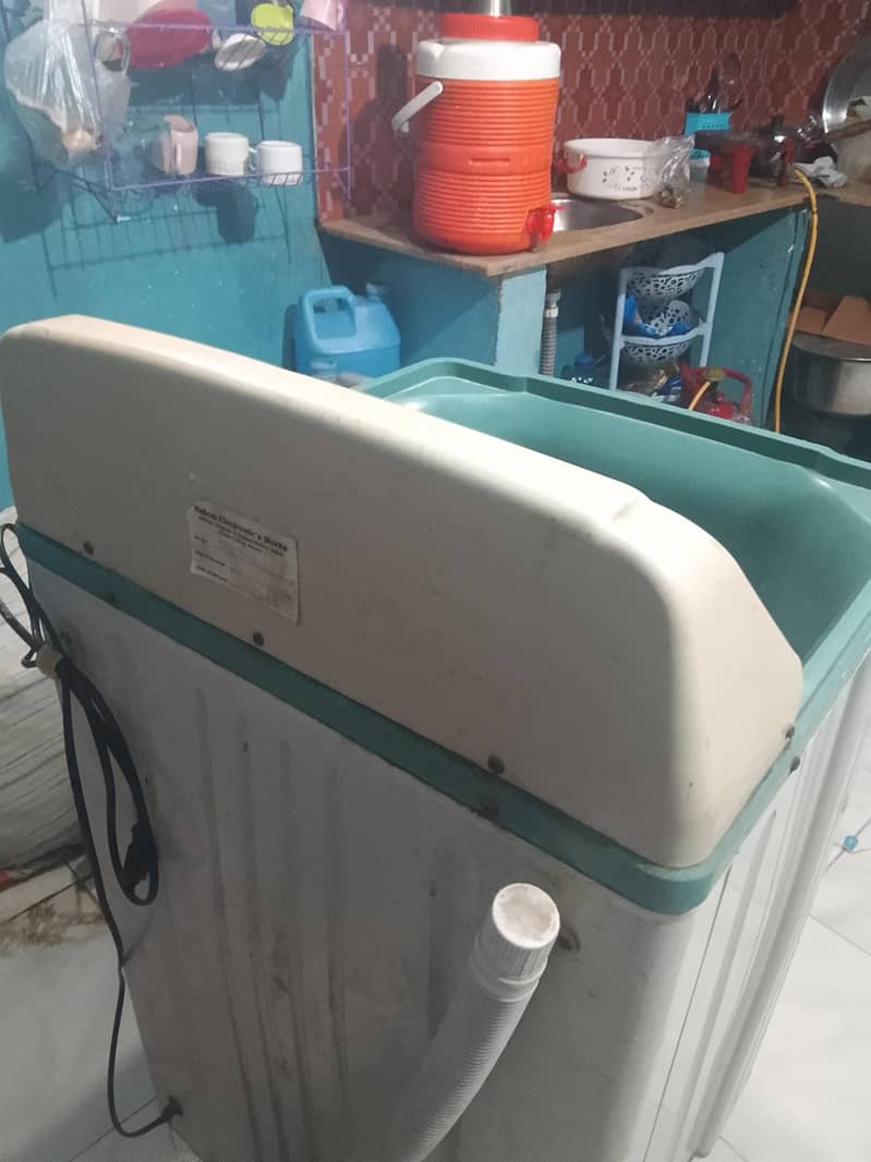 Washing Machine Nice Condition 4