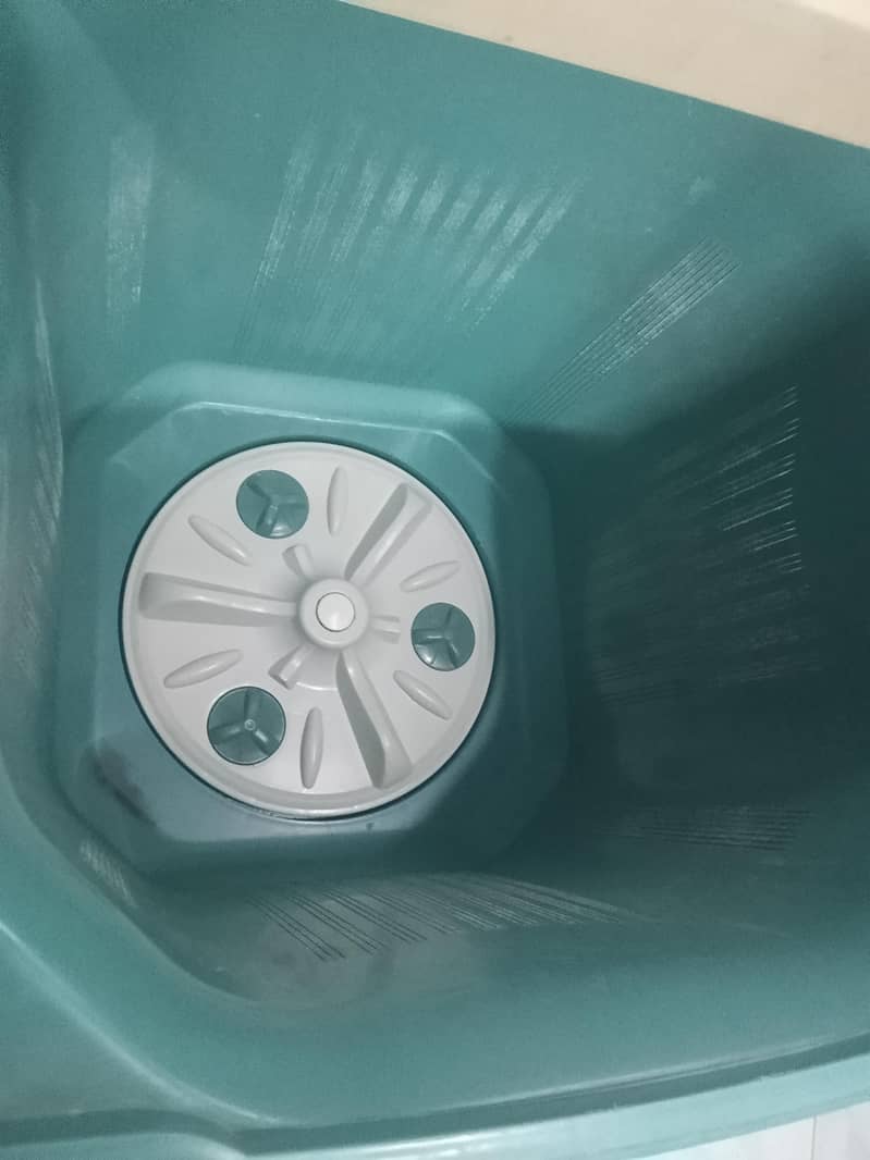 Washing Machine Nice Condition 5