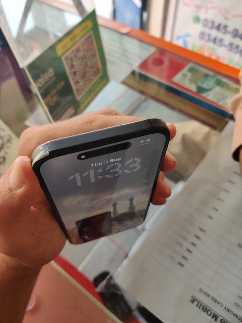 Apple iPhone 15 2