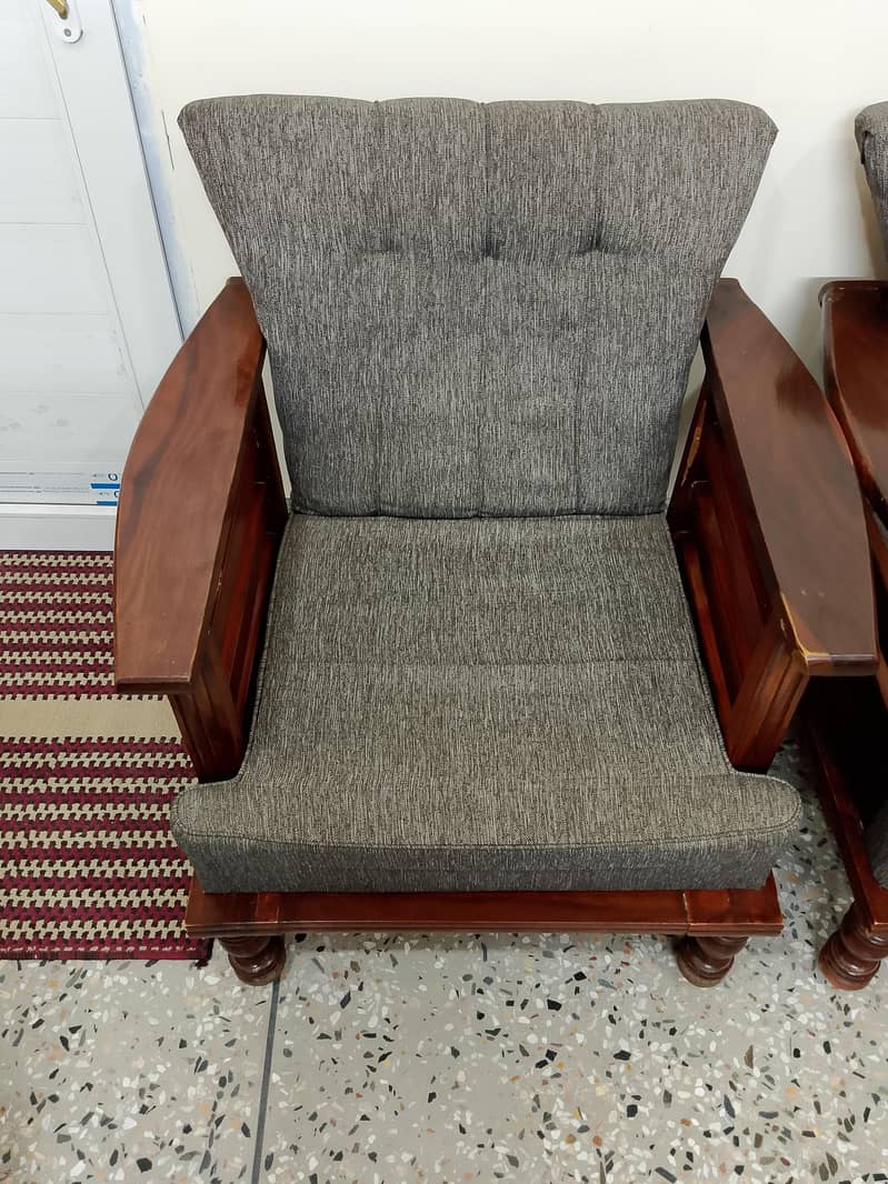 5- seater sofas 3