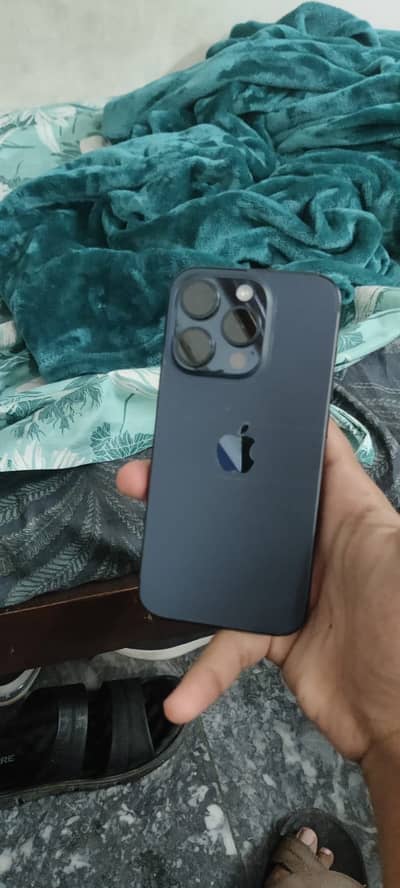 Apple iPhone 15 Pro