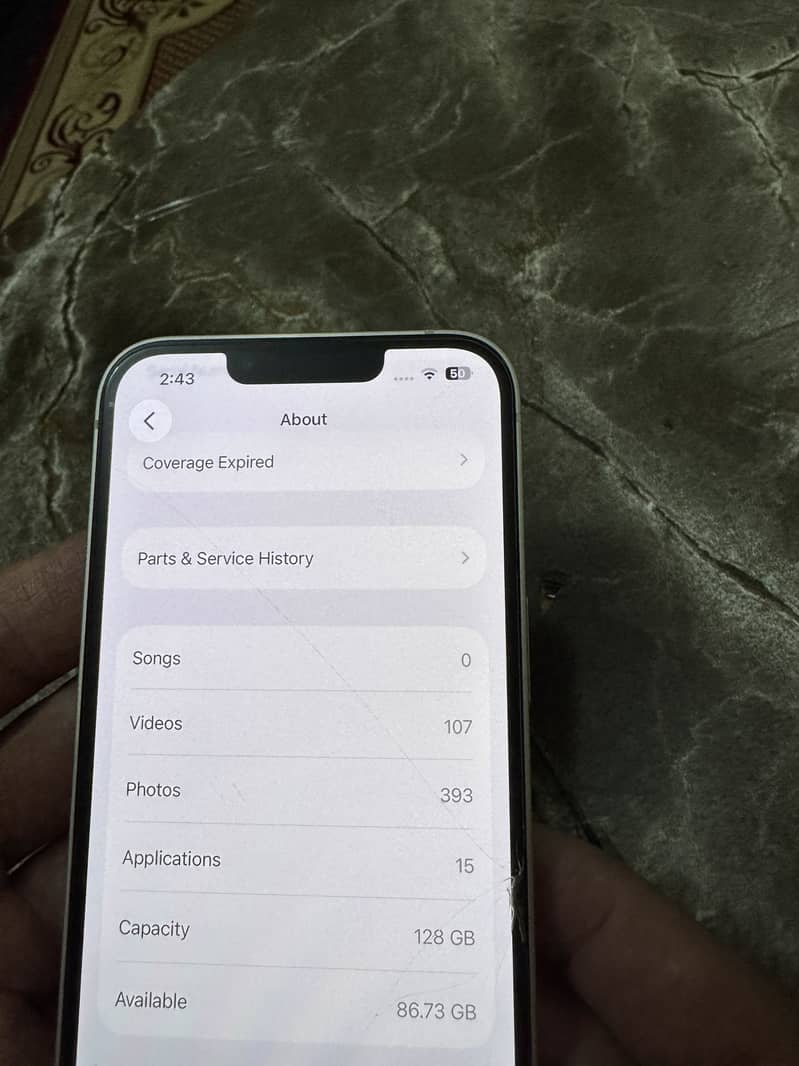 Apple iPhone 13 1
