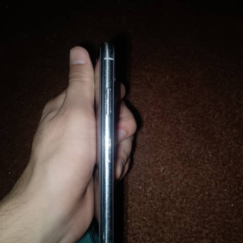 Apple iPhone X 9