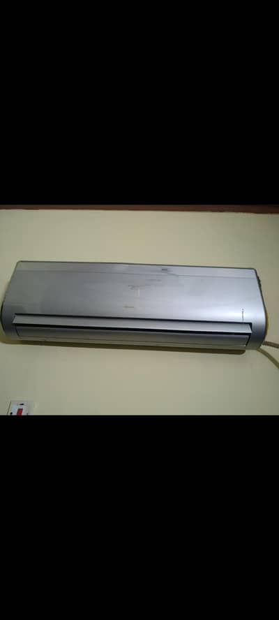GREE 1.5 TON NON INVERTER FAST COOLING GENUINE
