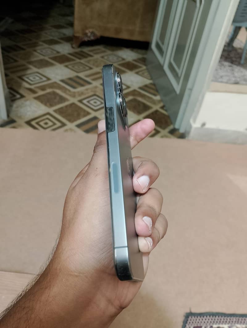 Apple iPhone 13 Pro 5