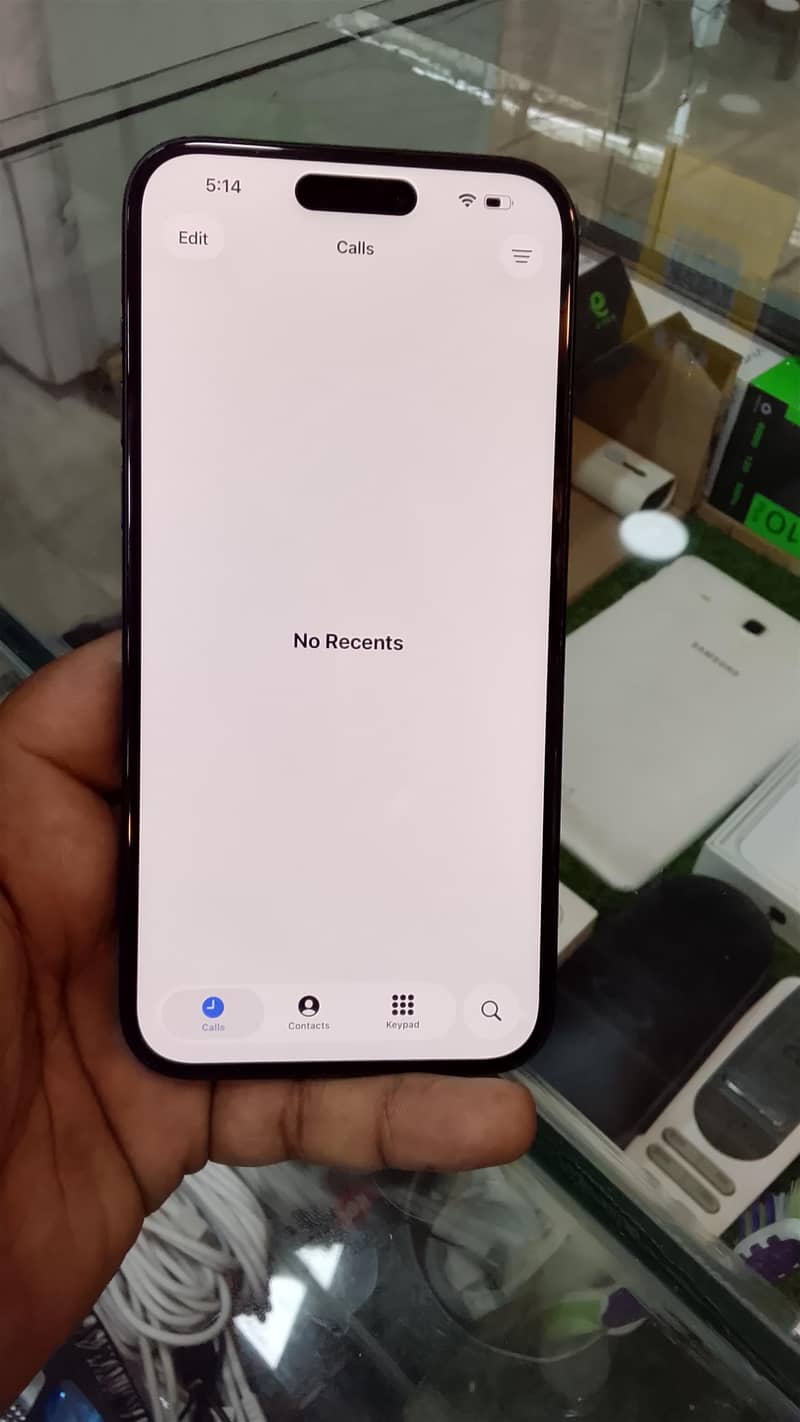 Apple iPhone 15 plus 1