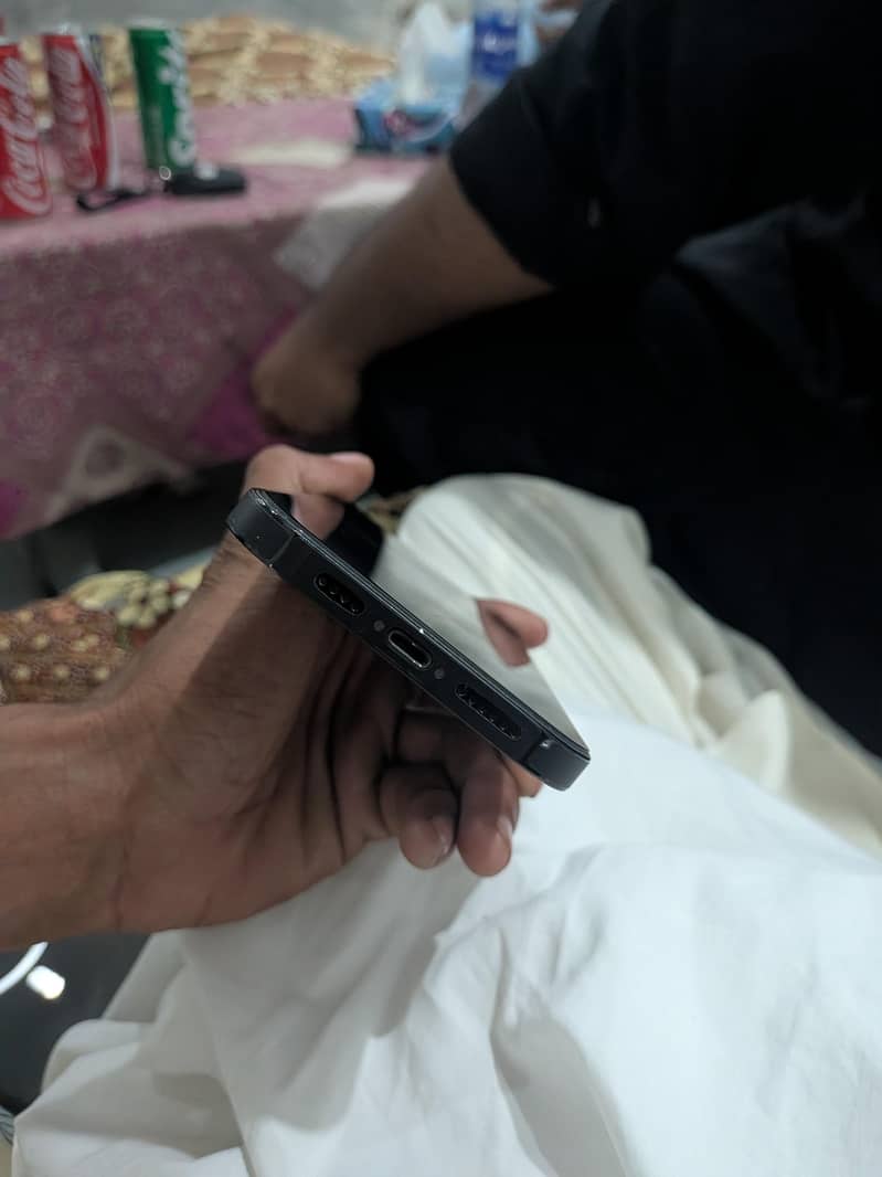 Apple iPhone 14 Pro Max 4