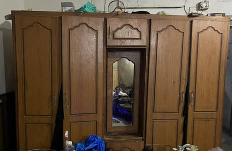 Large Wooden 5-Door Wardrobe / Almirah with Mirror – Good Condition