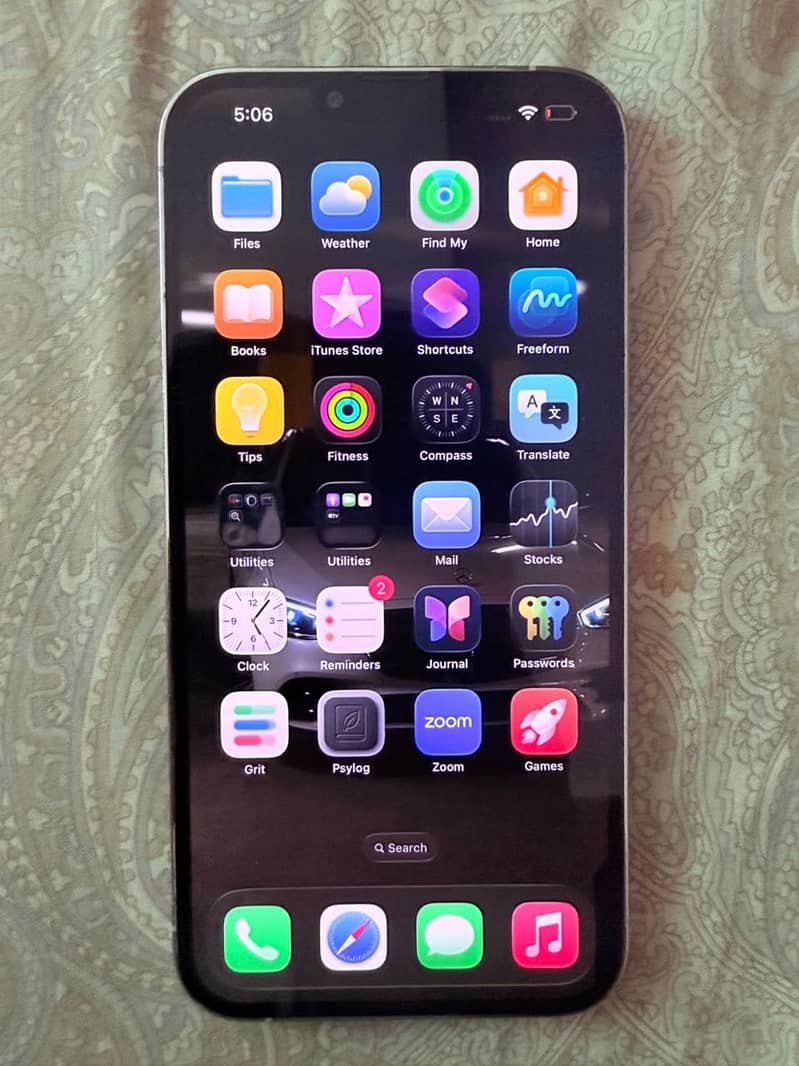 Apple iPhone 13 Pro Max 1