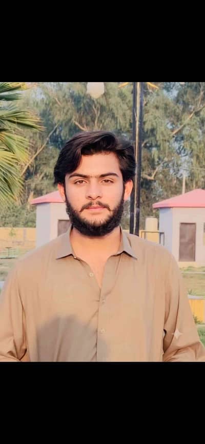 Hamza NiaZii