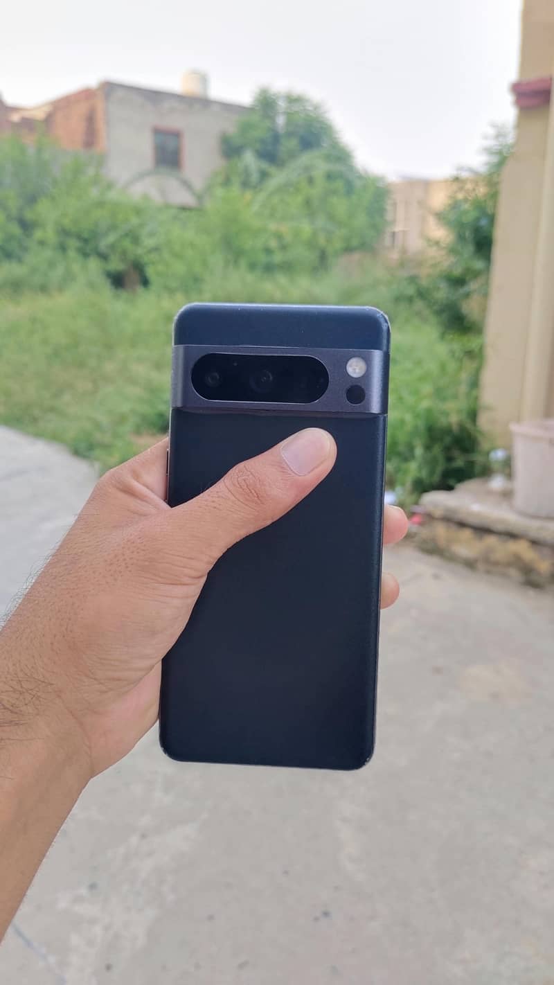 Google Pixel 8 Pro 3