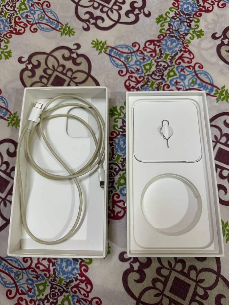 Apple iPhone 14 Pro Max 10