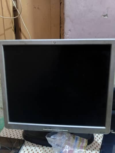 computer lcd for sale exchange possibel