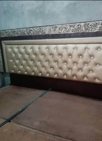 Bed (king size)