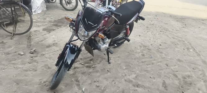 Honda CB 125 F 2025 Model | 1st Owner | 8,600 KM Driven