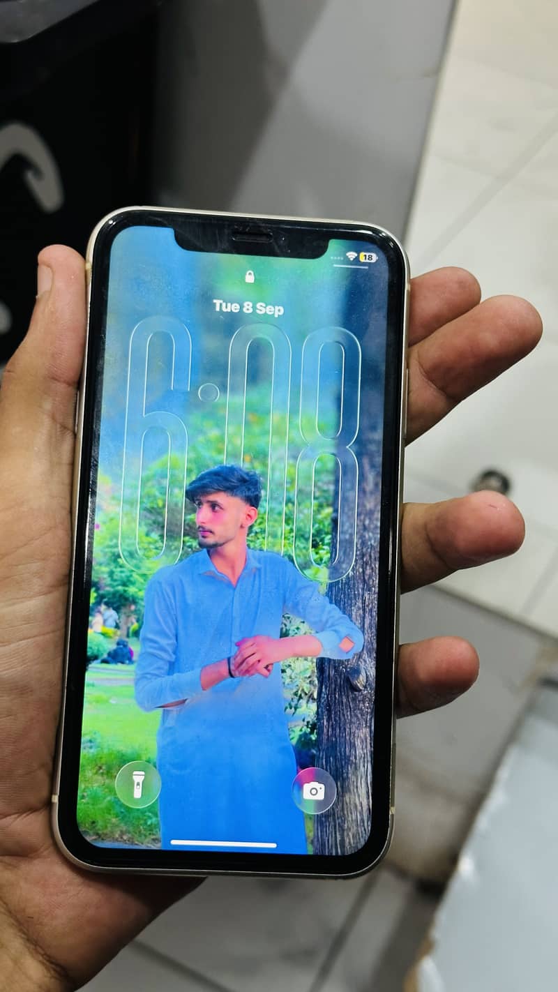Apple iPhone 11 1