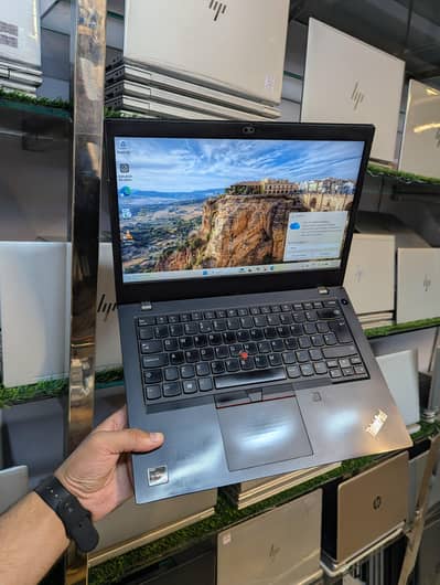 Lenovo Thinkpad L14 | Ryzen 5 pro 4650U (11th Gene) | 16/256