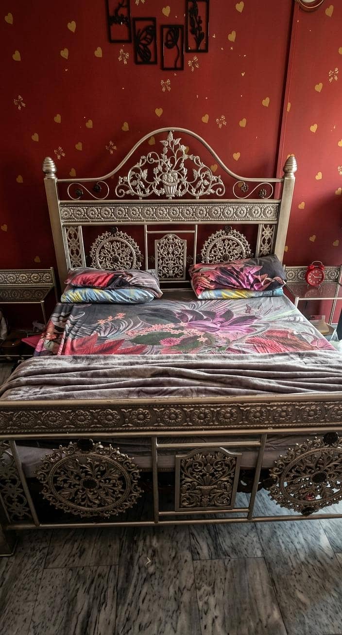 Bed set with dressing table 1