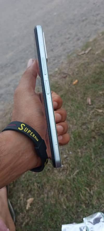 Vivo Y21