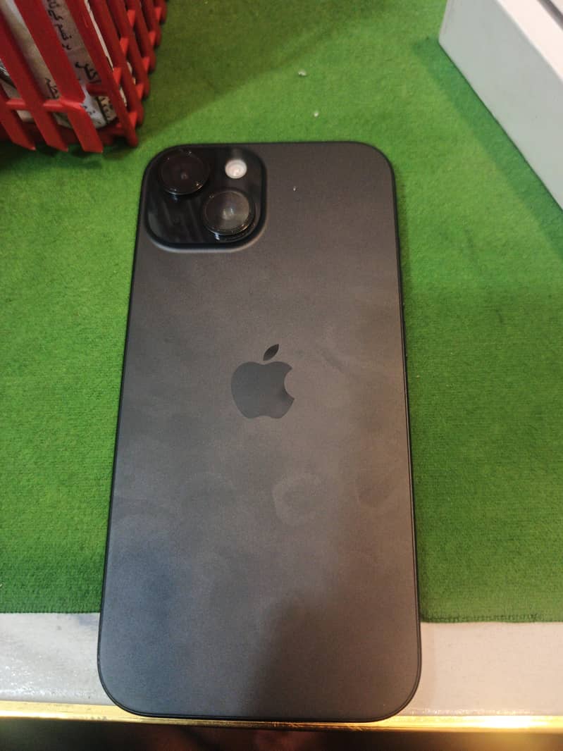 Apple iPhone 15 1