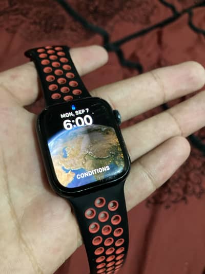 Apple Watch series 8