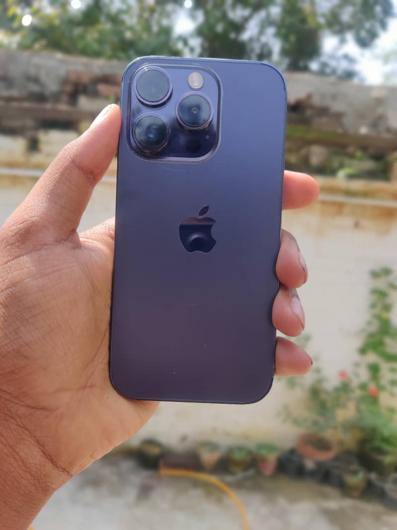 Apple iPhone 14 Pro 3