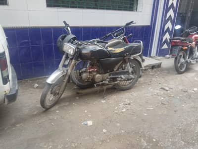 Rawalpindi liaquat Bagh road Prince 70