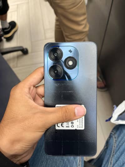 Tecno Spark Go 4/64