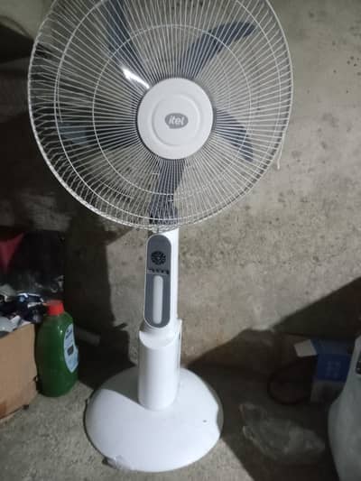 chargable stand fan
