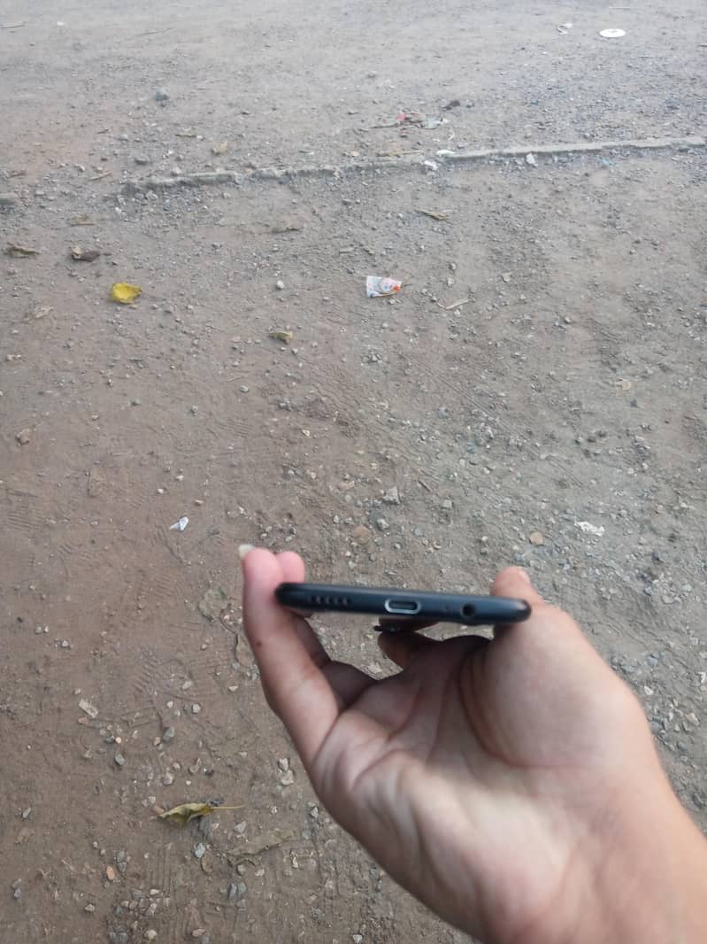 One Plus 6 . . 4