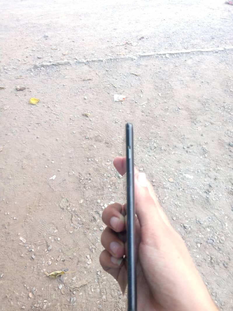 One Plus 6 . . 5