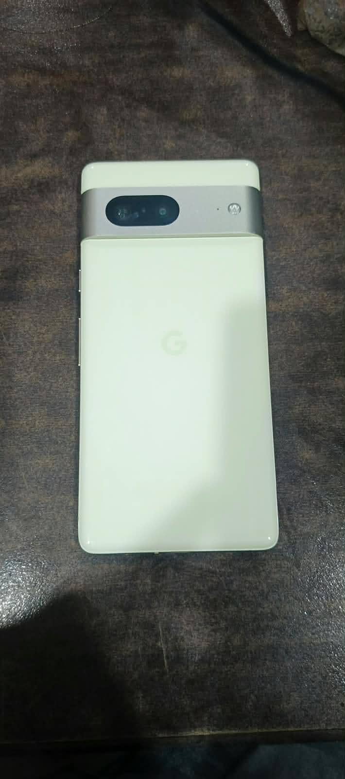 Google Pixel 7 4