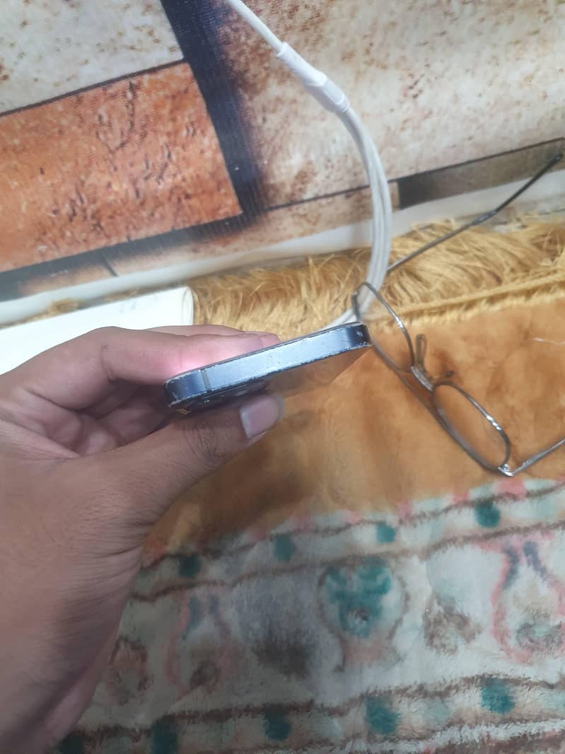 Apple iPhone 12 mini 5