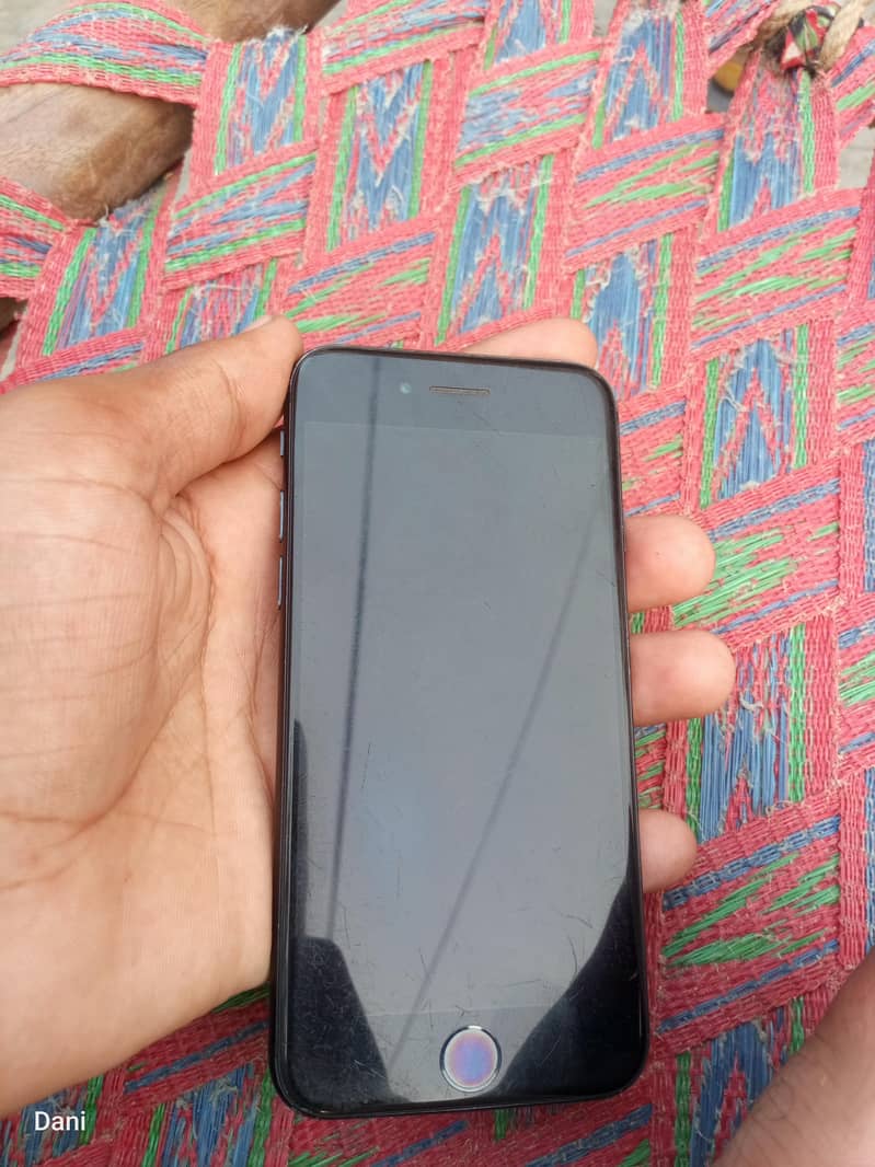 Apple iPhone SE 2 2