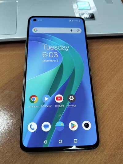 oneplus 8T with original box and charger