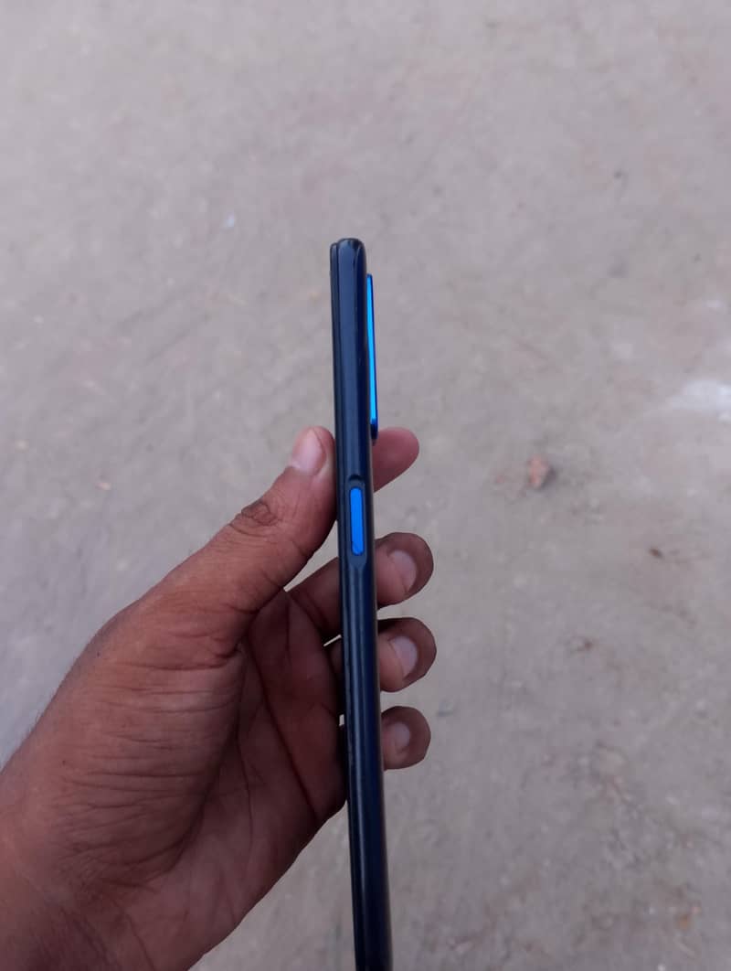 OPPO A54 0
