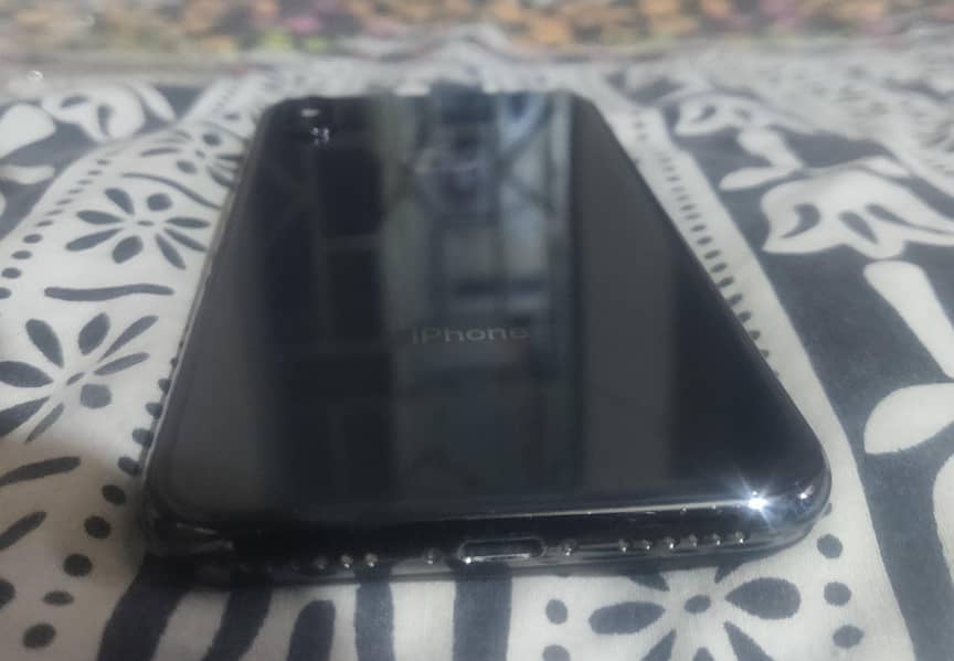 Apple iPhone X 2