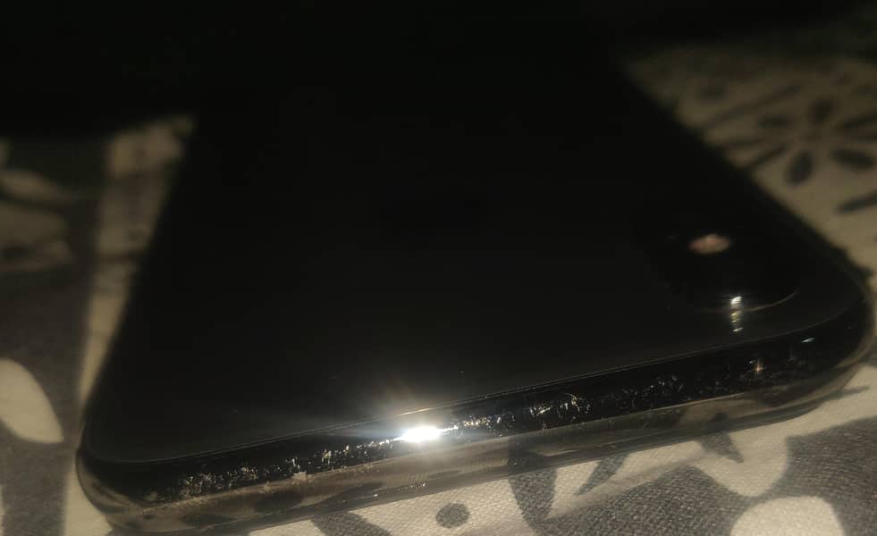 Apple iPhone X 5